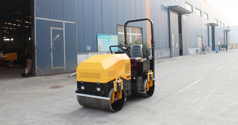 小型压路机故障莫要慌，，，老司机来教你